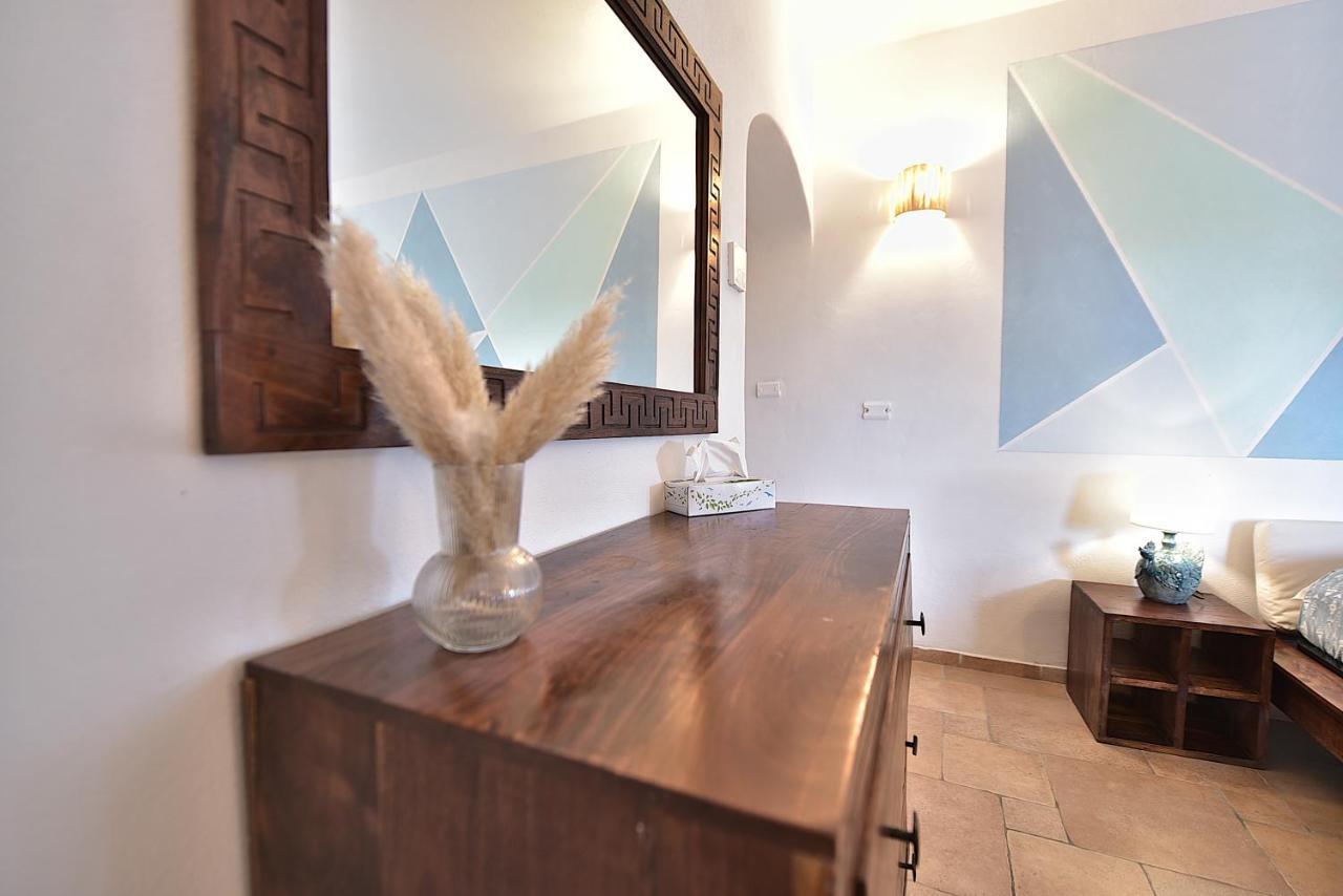 Villa Minda Lodge & View Сан-Теодоро Экстерьер фото