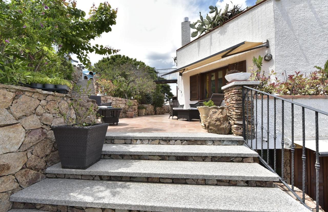 Villa Minda Lodge & View Сан-Теодоро Экстерьер фото