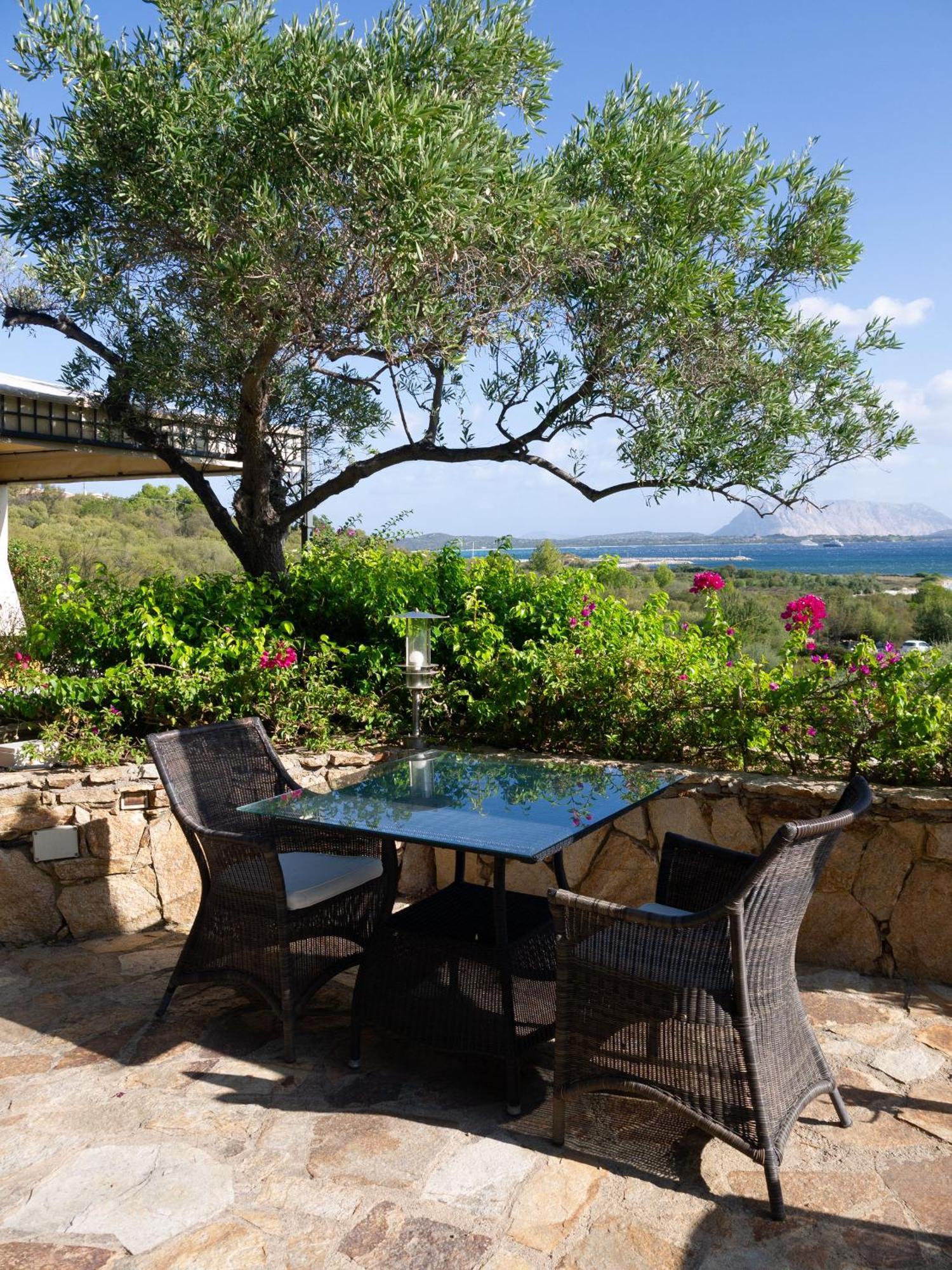 Villa Minda Lodge & View Сан-Теодоро Экстерьер фото