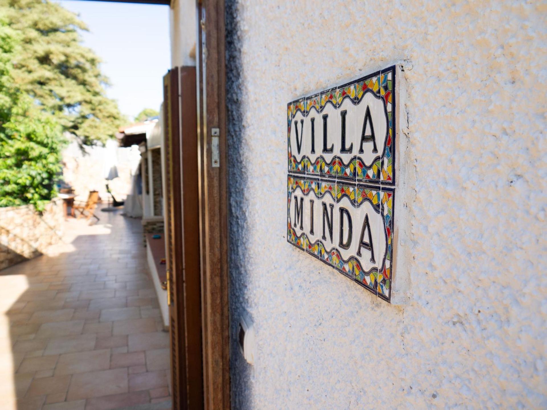 Villa Minda Lodge & View Сан-Теодоро Экстерьер фото